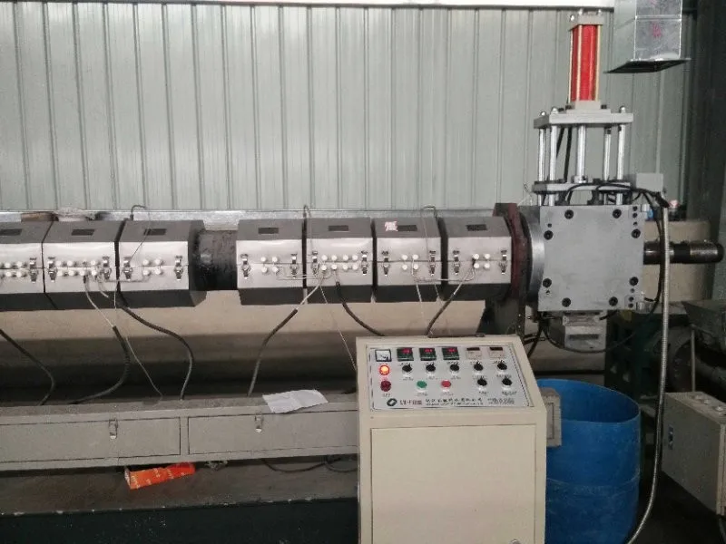 Factory Direct Rapid Mixer Granulator PVC Recycle/Automatic Screen Changer