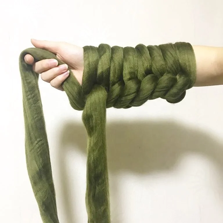 
Super Bulky chunky Giant 100% acrylic chunky vegan yarn 