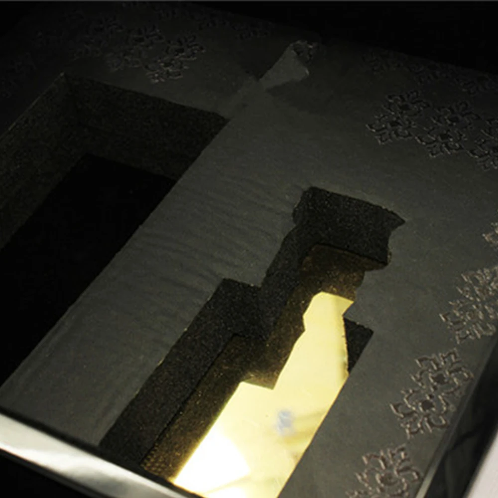 
Magnum Wine Box,Personalised Wine Box,Piano Black Wine Box 