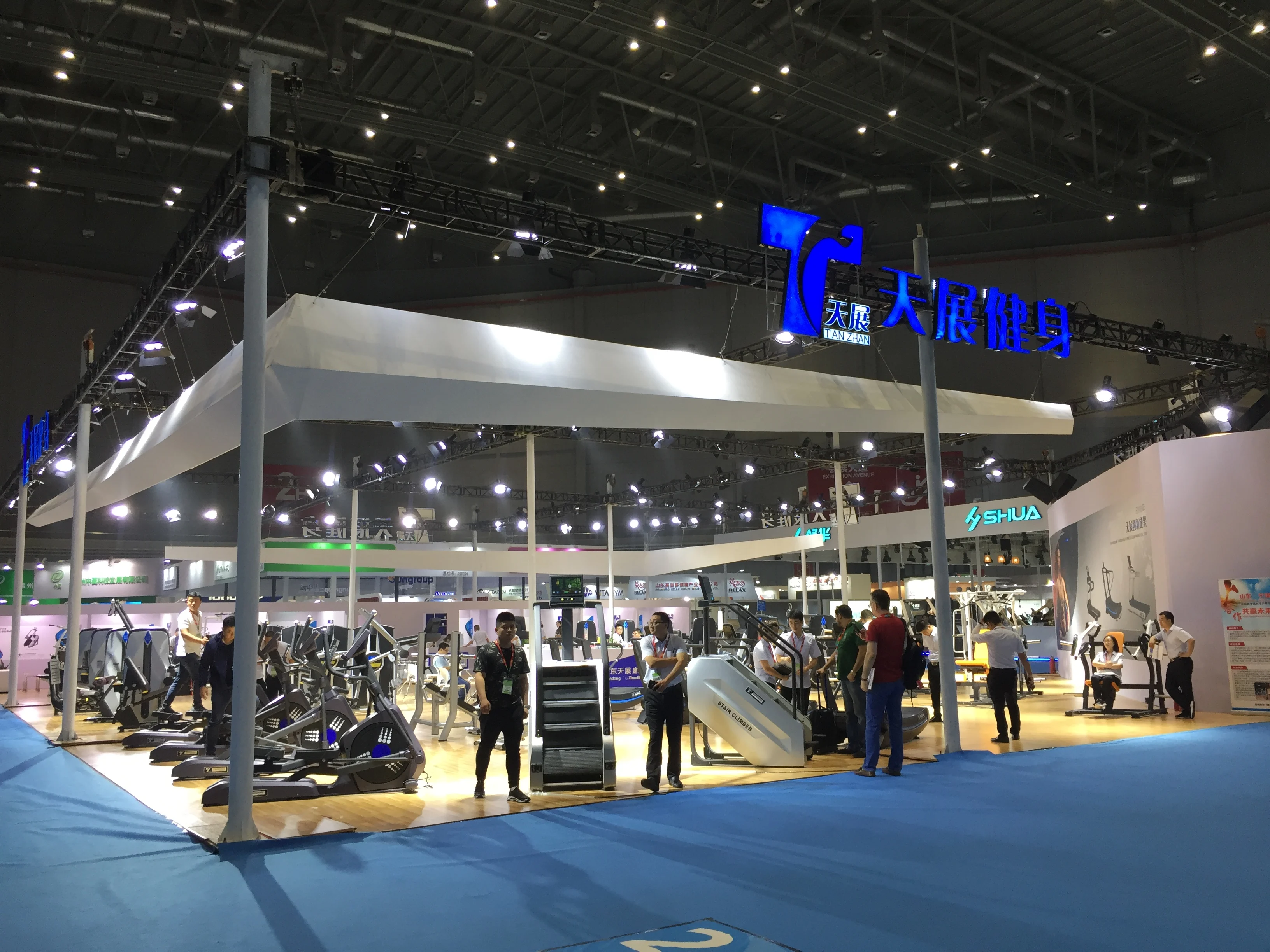 High quality commercial treadmill curve treadmill On Sale