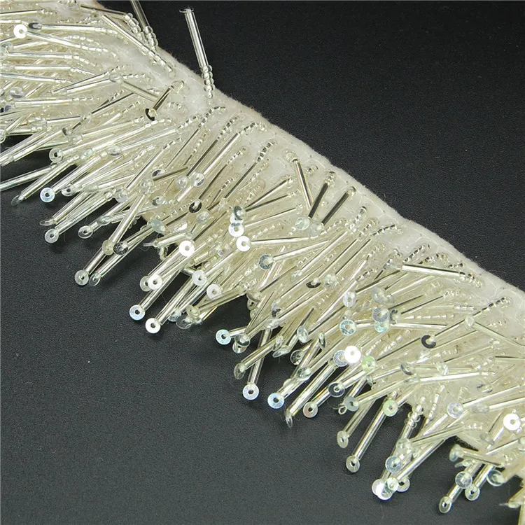 Wholesale Fancy tinsel handmade carpet chainette embroidered bugle sequin beads silver fringe