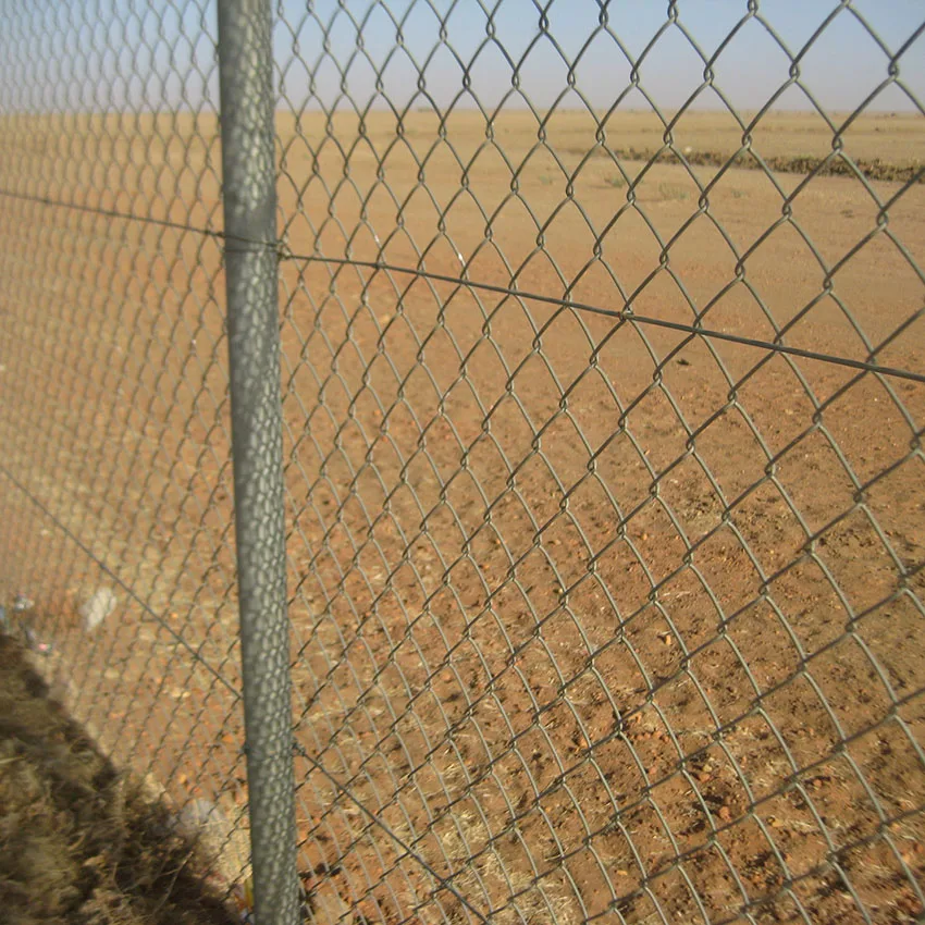 IRON WIRE MESH diamond TEMPORARY wire mesh chain link fence