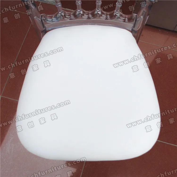 Napoleon Chair with Moveable White Cushion YC-A39-15 Stackable Resin Hotel Furniture Plastic Clear Modern 9pcs/stack 450pcs/20ft