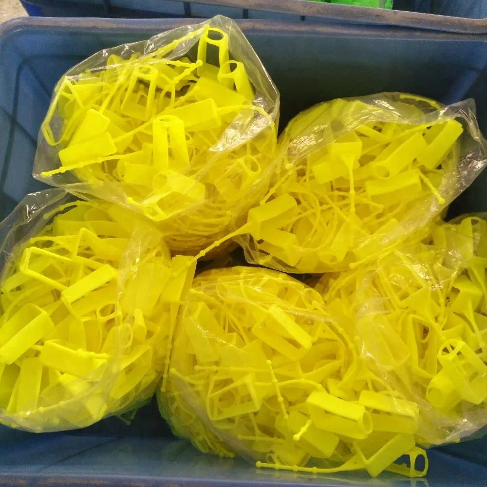 Professional Dongguan Silicone Factory Supply Alcohol Free Waterless Pocket Hand Sanitizer Silicone Cover