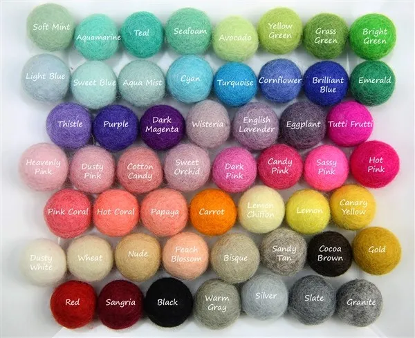 Custom Logo Wool Felt Pom Poms Outdoor Christmas Party Decorations Hotel Bathroom Kitchen Prayer Use-Durable Plastic Material