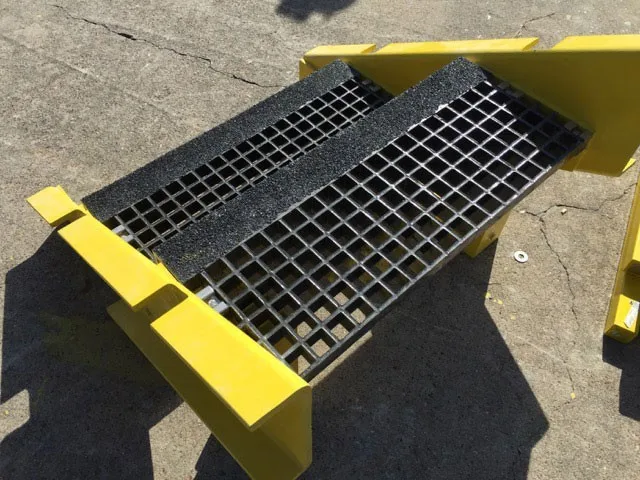 anti slip outdoor molded frp stairs