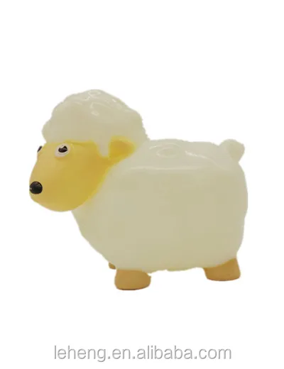 Plastic toy goats squeeze water baby bath toys