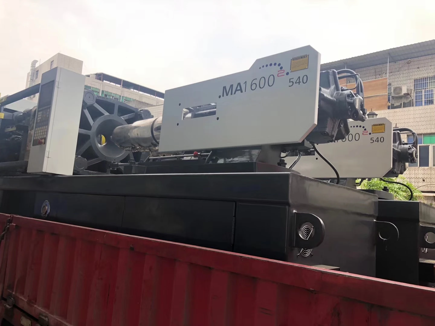 Cell phone case plastic injection molding machine USED injection machine