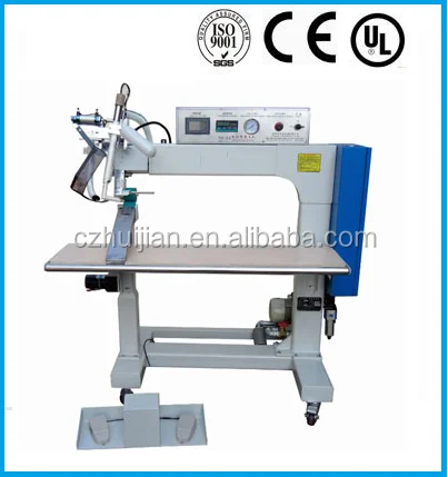 Hot air seam sealing machine for waterproof clothing