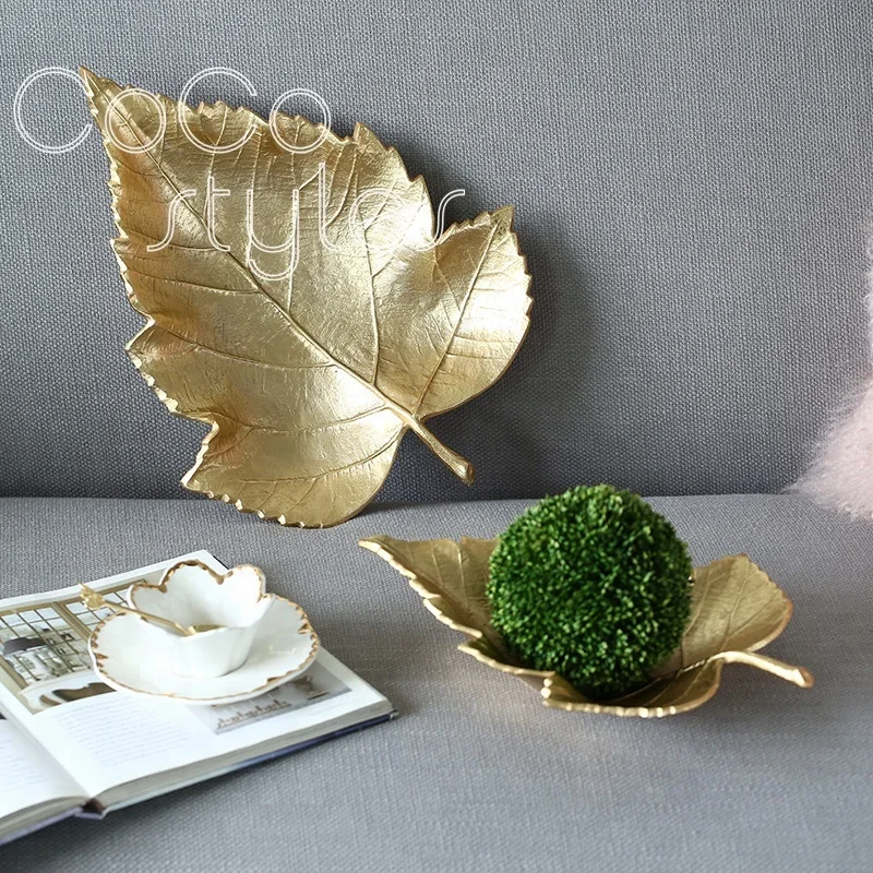 
Cocostyles creative brass golden leaf shape tray for art style wedding party hotel nordic home decoration pieces modern 