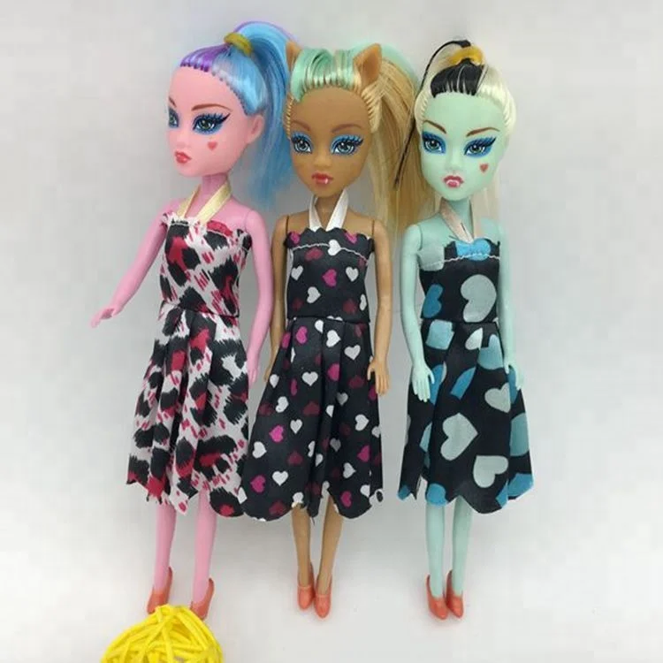 2018 hot sale Fashion Popular monster doll window display box 7 INCH 18 cm vinyl plastic baby girl gift doll toys wholesale