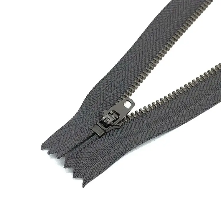 #3 Brass Gun Teeth Metal Zipper Or Zips Close End Customized