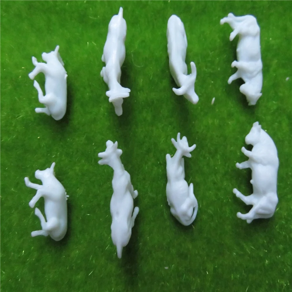 
scale white animals for HO scale farm 