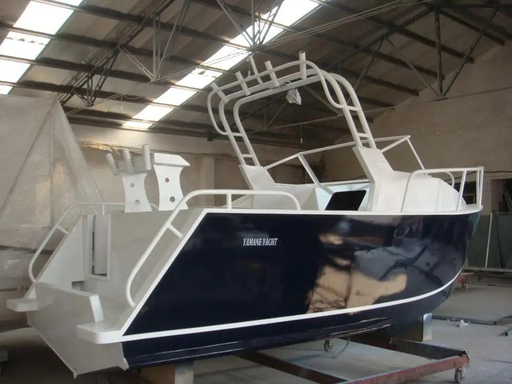 high quality 5.8m marine aluminum welded cuddy cabin hard top fishing boat for sale