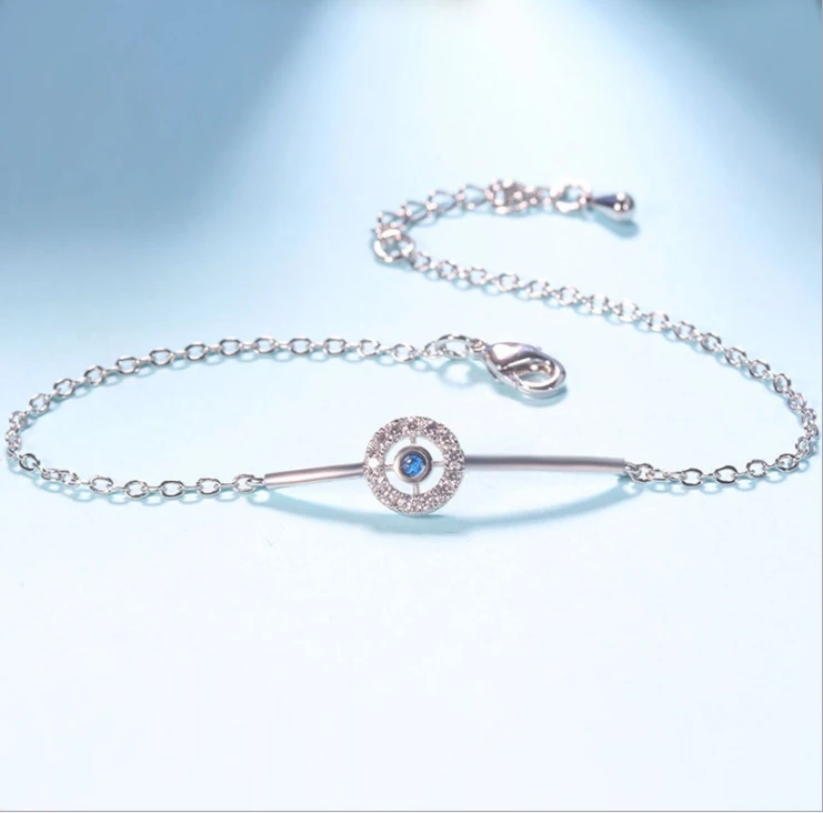 Onier High Quality Moon Shaped Simple Style Bracelet Fashionable White Gold Plated Smart Daily Wear Bracelet for Girls