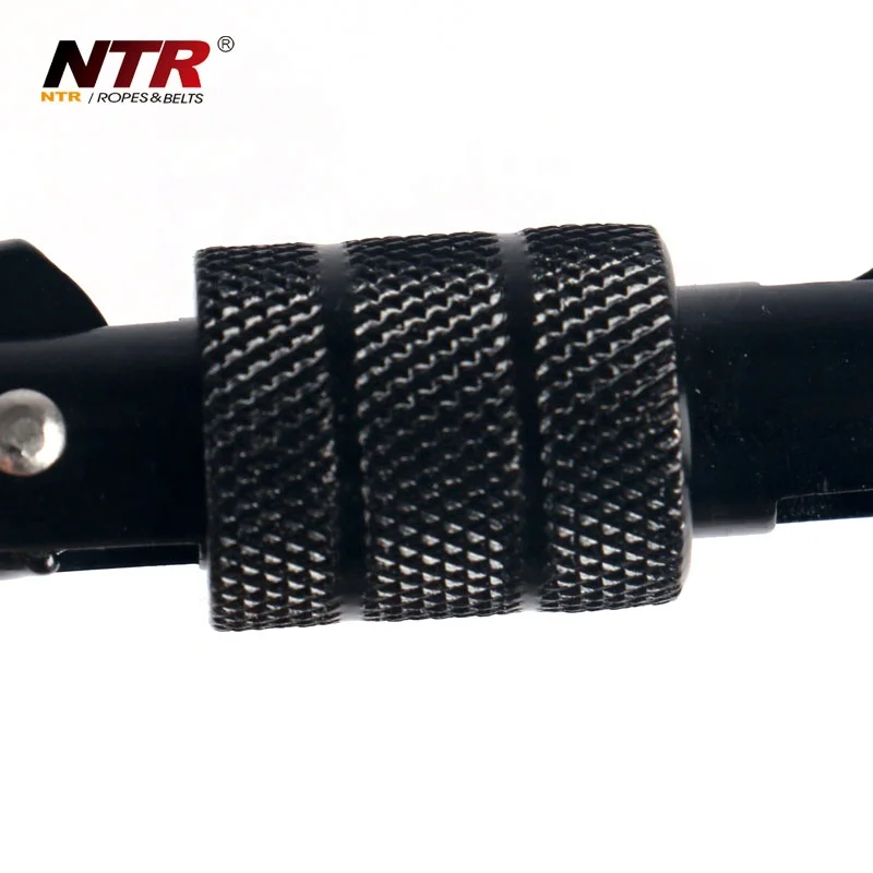 Screw lock rock climbing carabiner steel