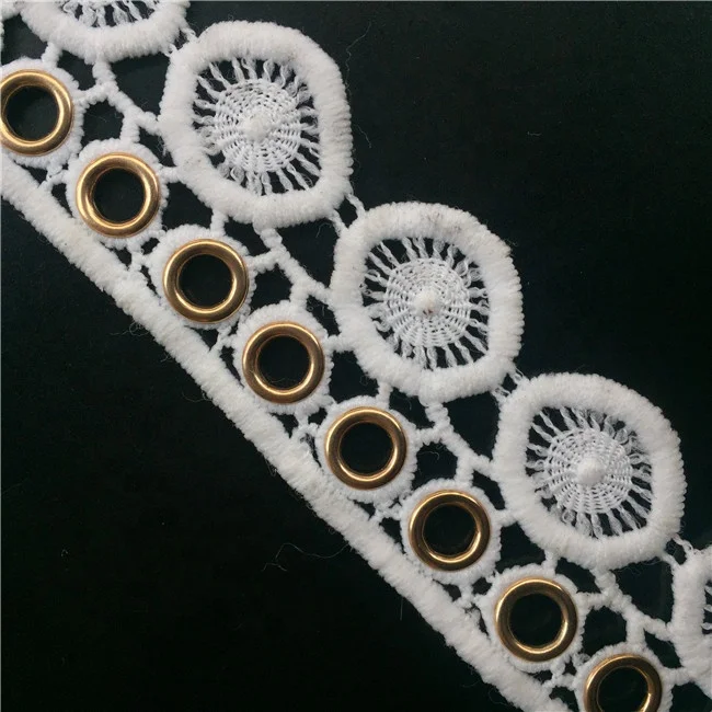 Various Designs White Embroidery 100% Polyester Chemical Guipure 3D Flower Lace with Eyelet Trim Accessories