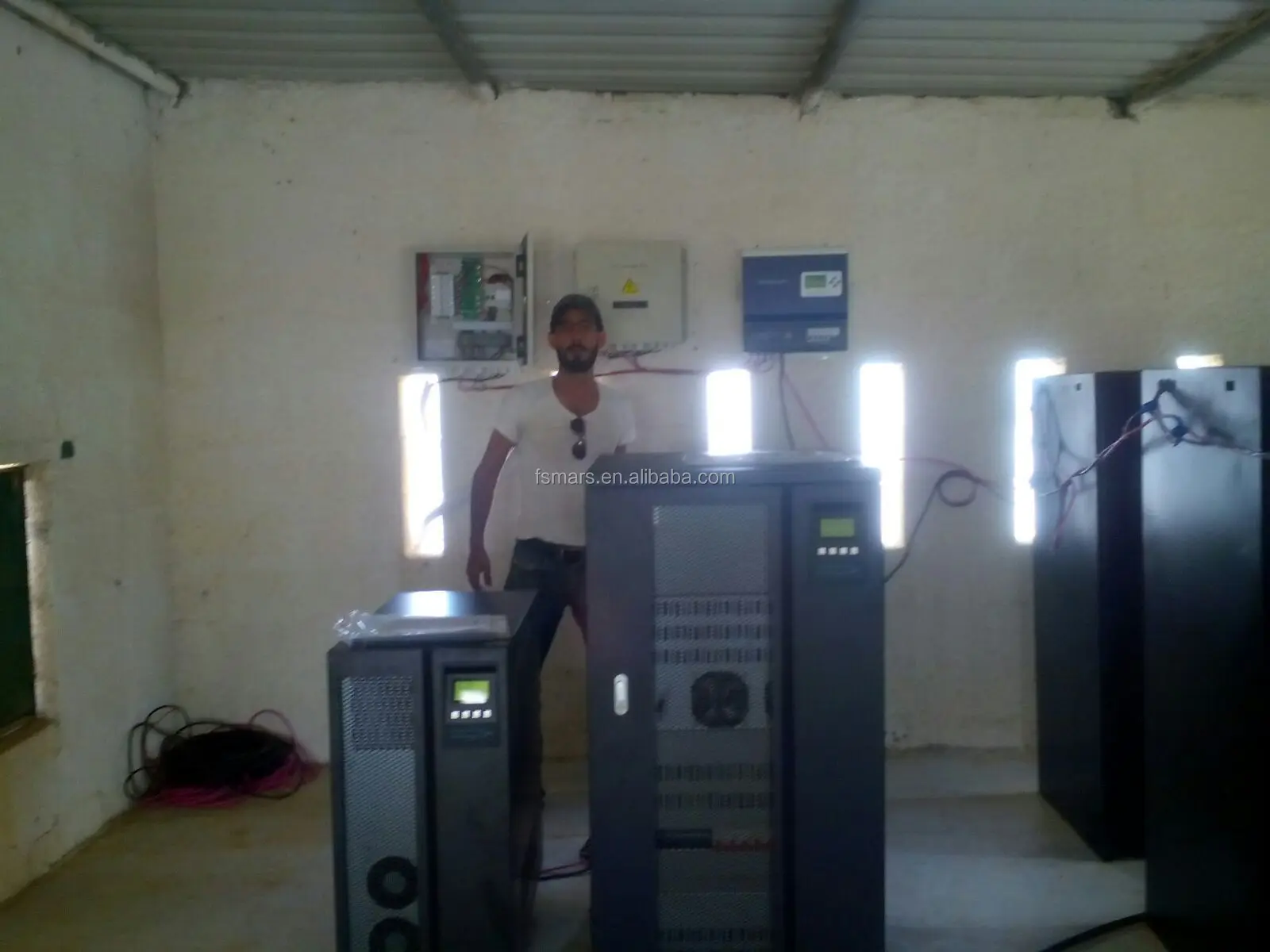 15KW 20KW 30KW Three Phase Mppt Hybrid Off Grid Solar Inverter