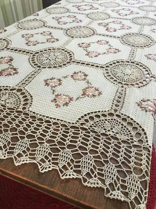 100%cotton crochetlace tablecloth with hand ribbon embroidery