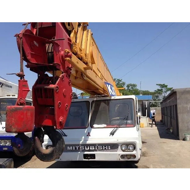 Используется автокран Kato Nk-250e-V 25 тонн для продажи