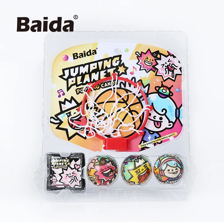 Wholesale lovely popping candy with basketball game toy