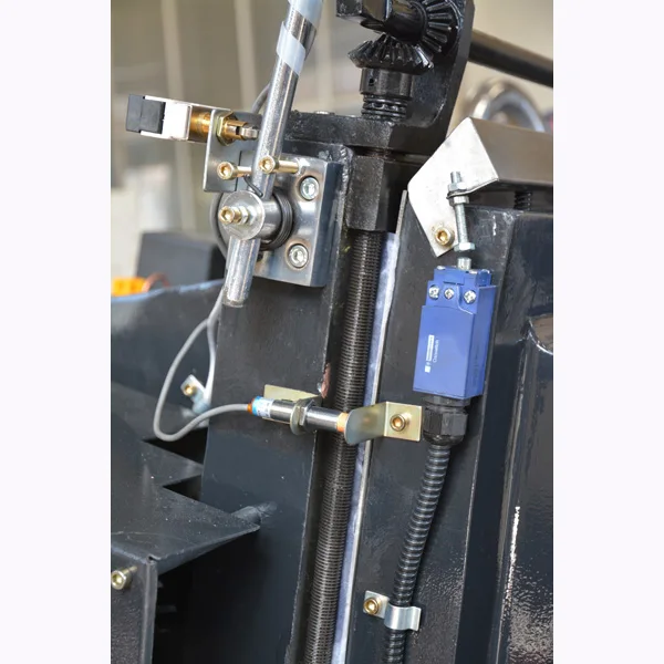 Manual Kraft Paper Die Cutting and Perforating Machine for Small Plant