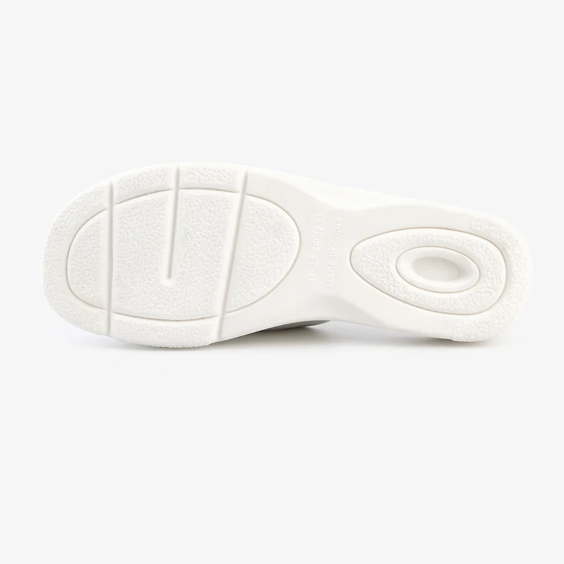 Simple and fashionable features designed skid resistance and wear-resistant upper leather thickened indoor slippers with Pu sole