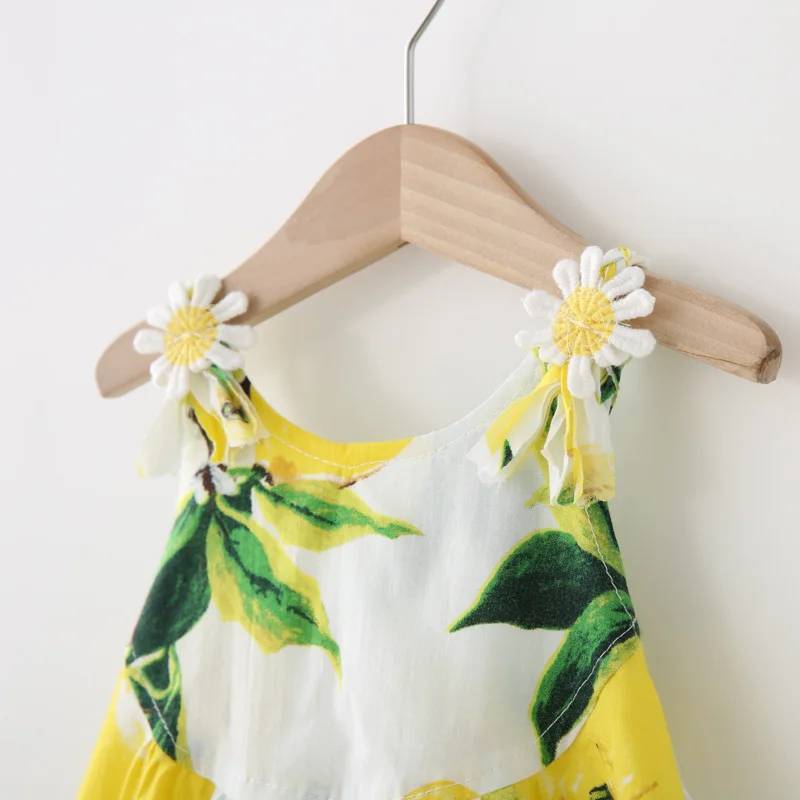 Girl summer clothing 2016 new sleeveless cotton child prints lemon dress skirt baby frock design pictures