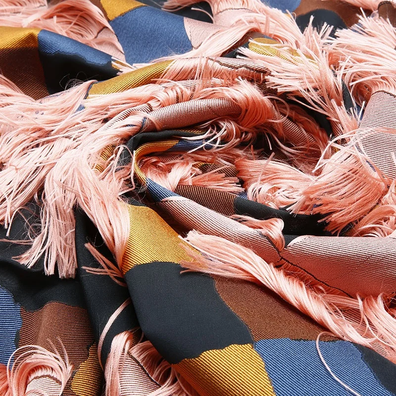 Фабричная цена, оптовая продажа, ткань с кисточками, 100% полиэфирная ткань, цветной клетчатый узор