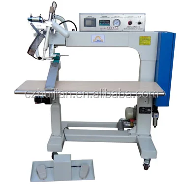 Hot air seam sealing machine for waterproof clothing