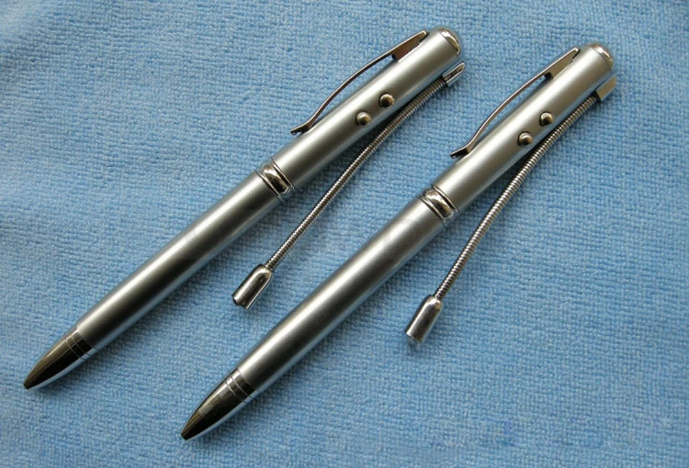 Pen 5 in 1 Laser Pointer UV Light Stylus Tip Flashlight Ballpoint Multifunction