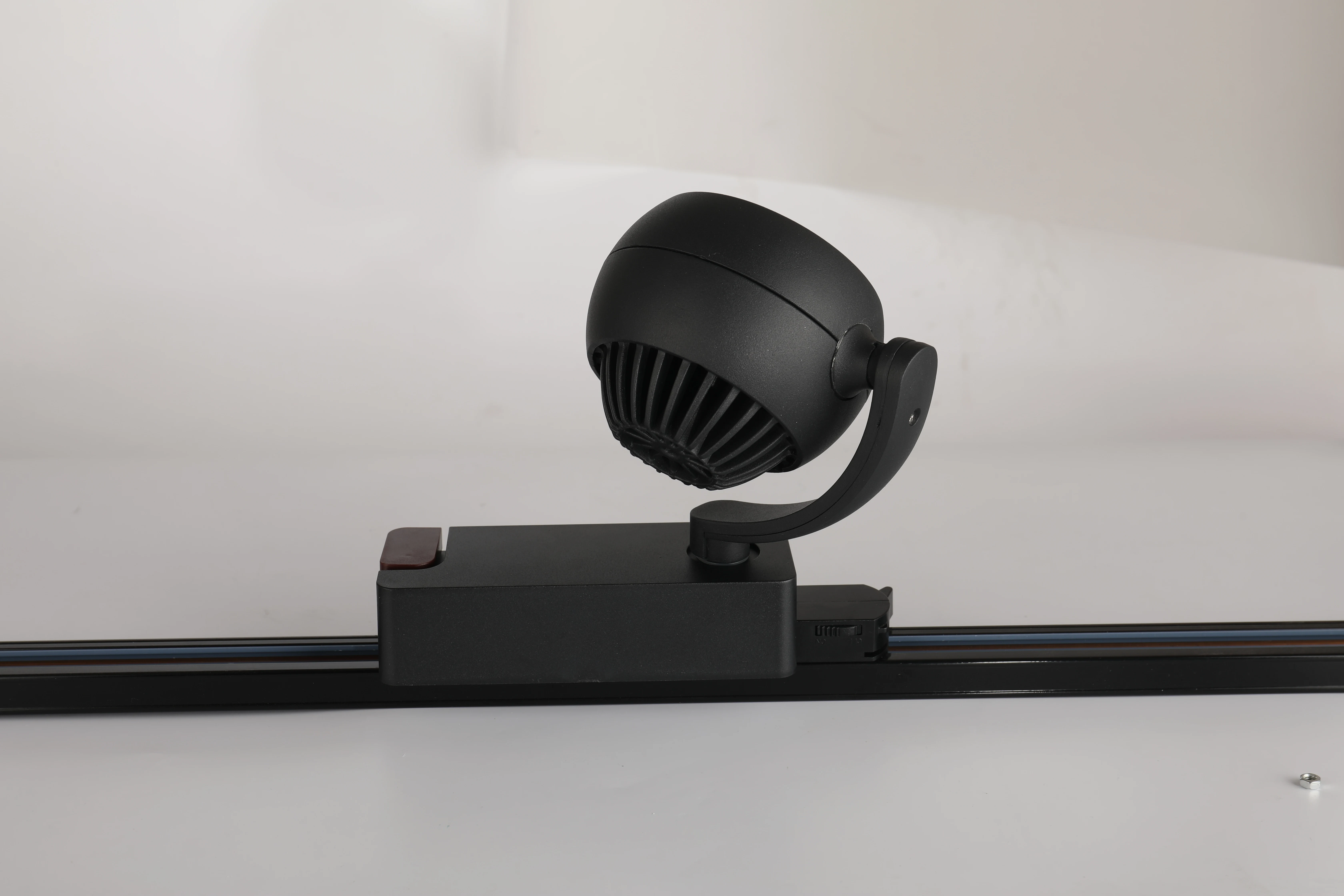 
30w modern LED track light 