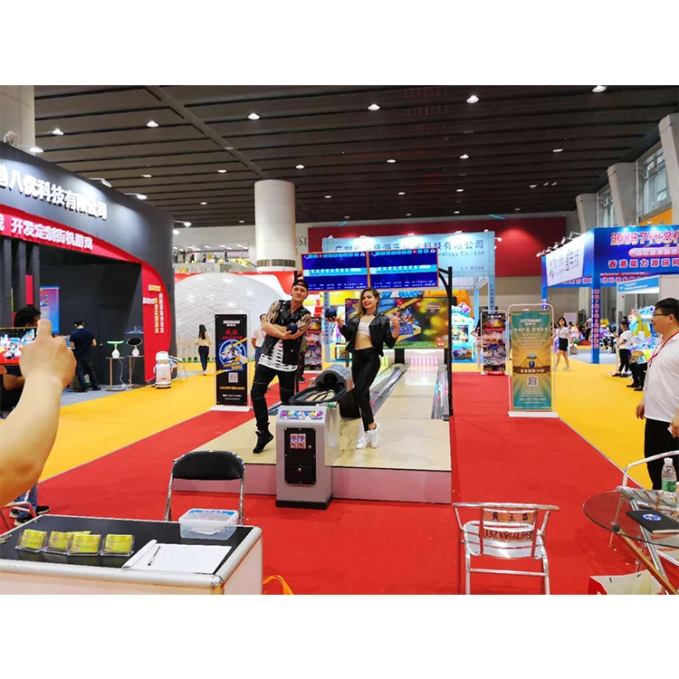 New design second hand bowling machine cricket game kids mini bowling machine
