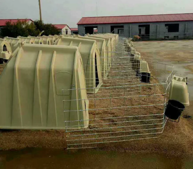 Customized rotational plastic calf house