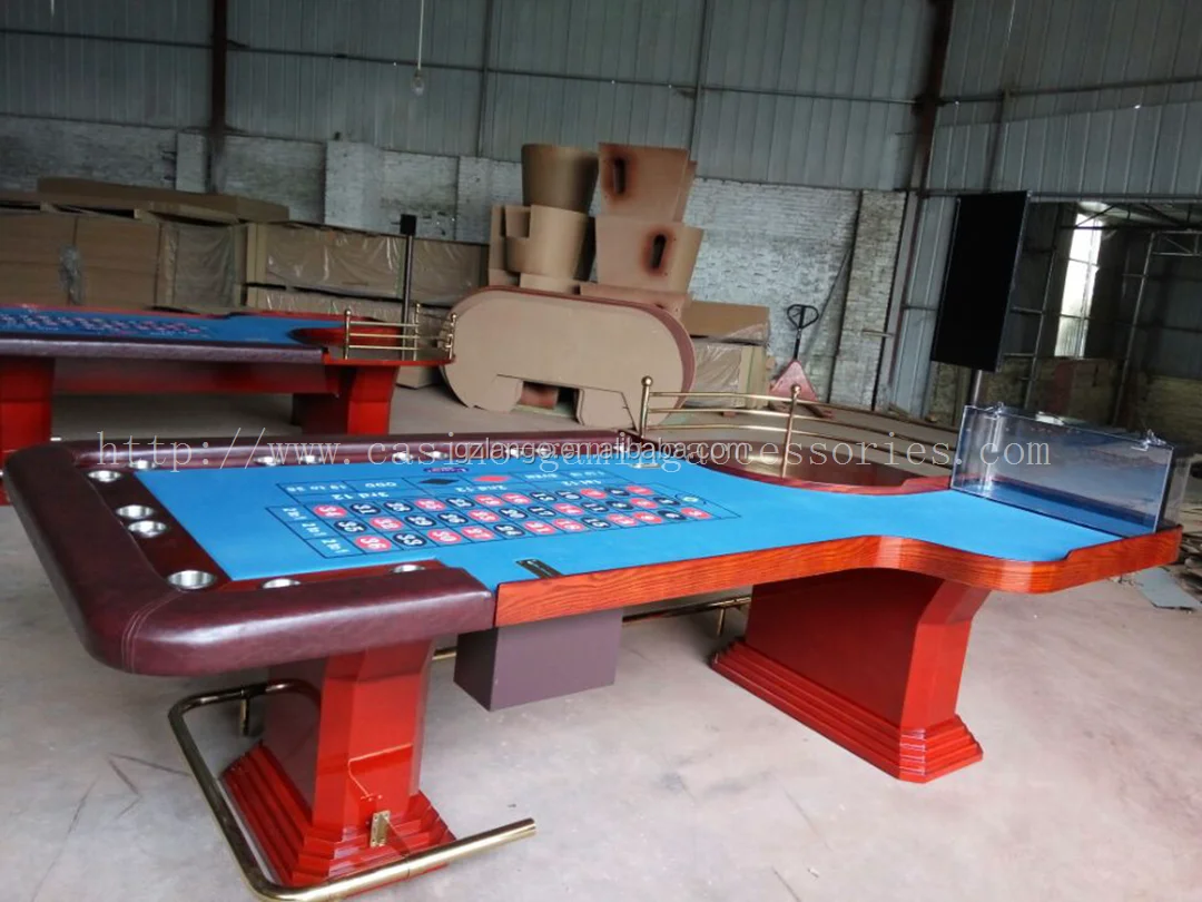 110 Inch Standard Size Roulette Table Gaming Table With Roulette Wheels