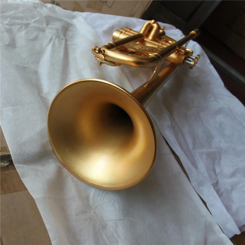 
Professional Grade dotted gold Super Heavy trim trumpet 