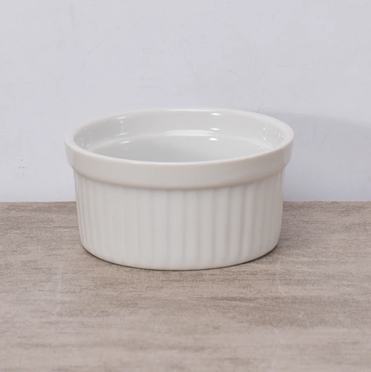 Wholesale kitchenware round striped white ramekin dish non stick fancy bakeware
