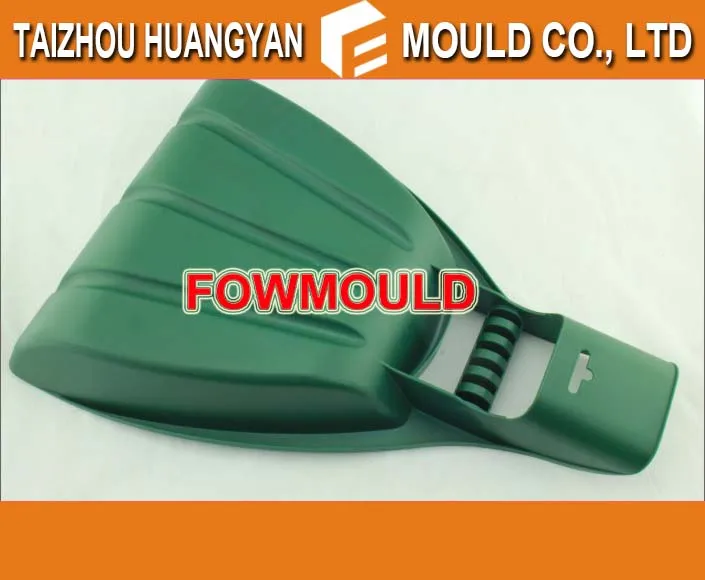 garden tool hand leaf rake