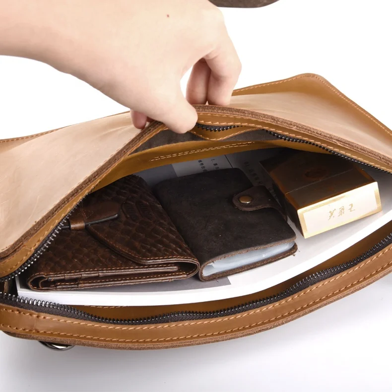 Hot Sale High Quality Men Gender and Genuine Leather Material  Clutch