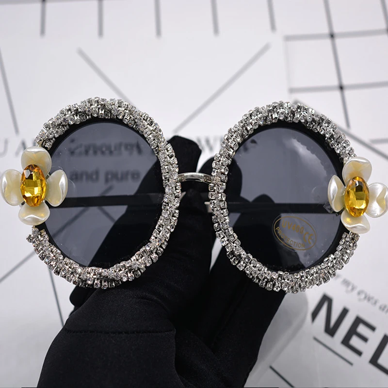 GUVIVI Diamond sunglasses from italy design round bling flower  Fashion luxury sunglasses with diamonds