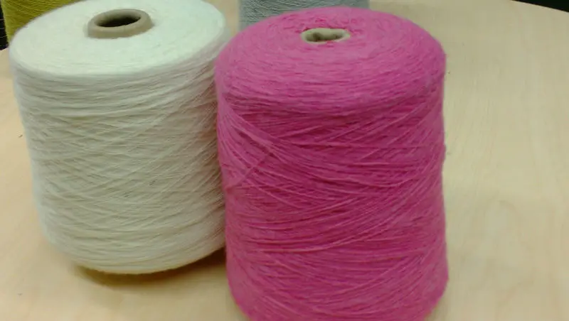 
Wholesale good quality worsted Wool Yarn with 100% safety 