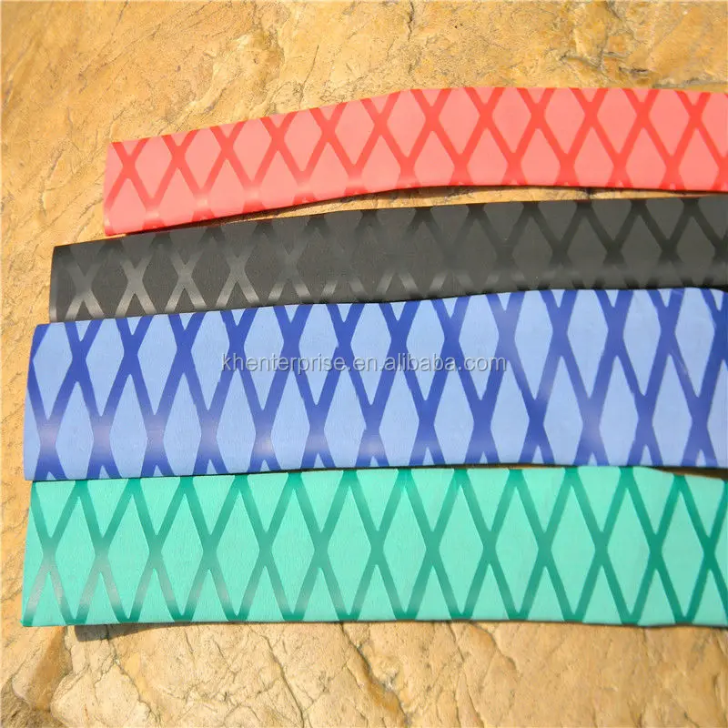 Retractable fishing rod tube