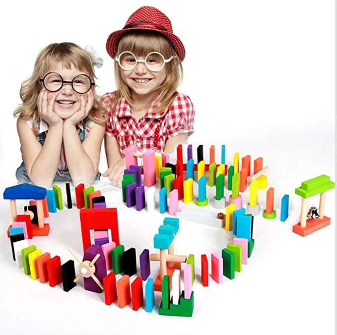 Пользовательские красочные деревянные домино установить блок гоночной игры и укладки игрушка для