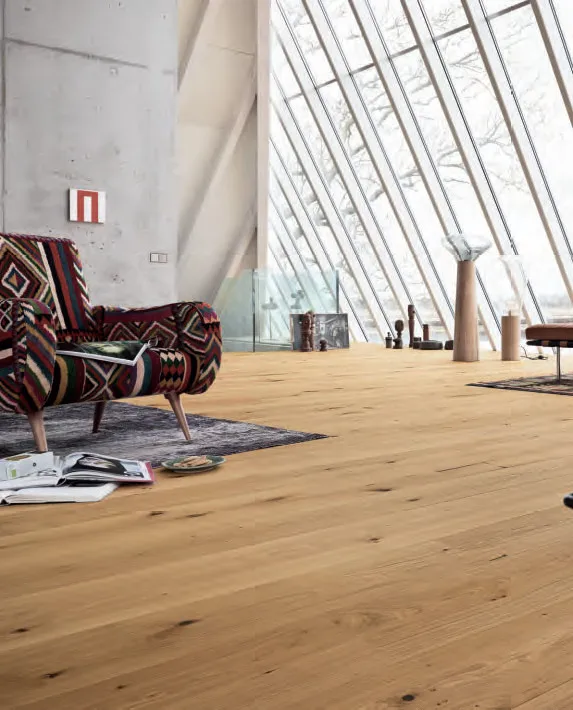 New Arrival Color Engineered Timber Oak Flooring White Brushed Parquet Oak Solid Hard Wood Flooring Fumed Hardwood Oak Flooring