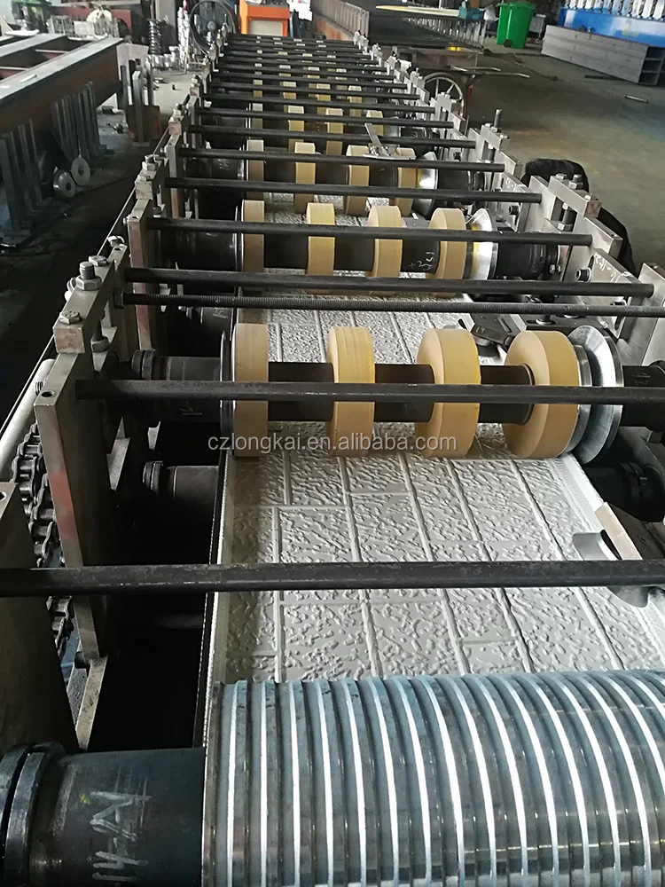 PU sandwich wall panel making machine Outer wall cladding