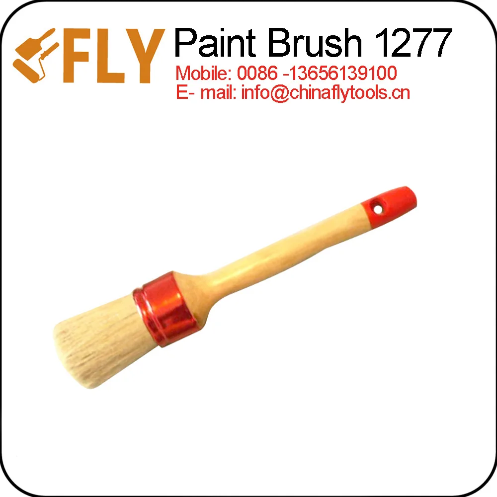  Лакированная круглая кисть с деревянной ручкой