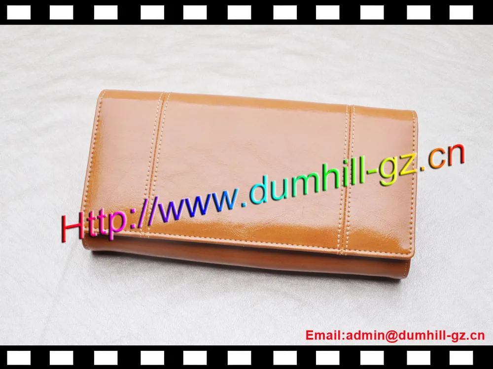 Latest lady purse with two clear window pockets and nice stitching for front body