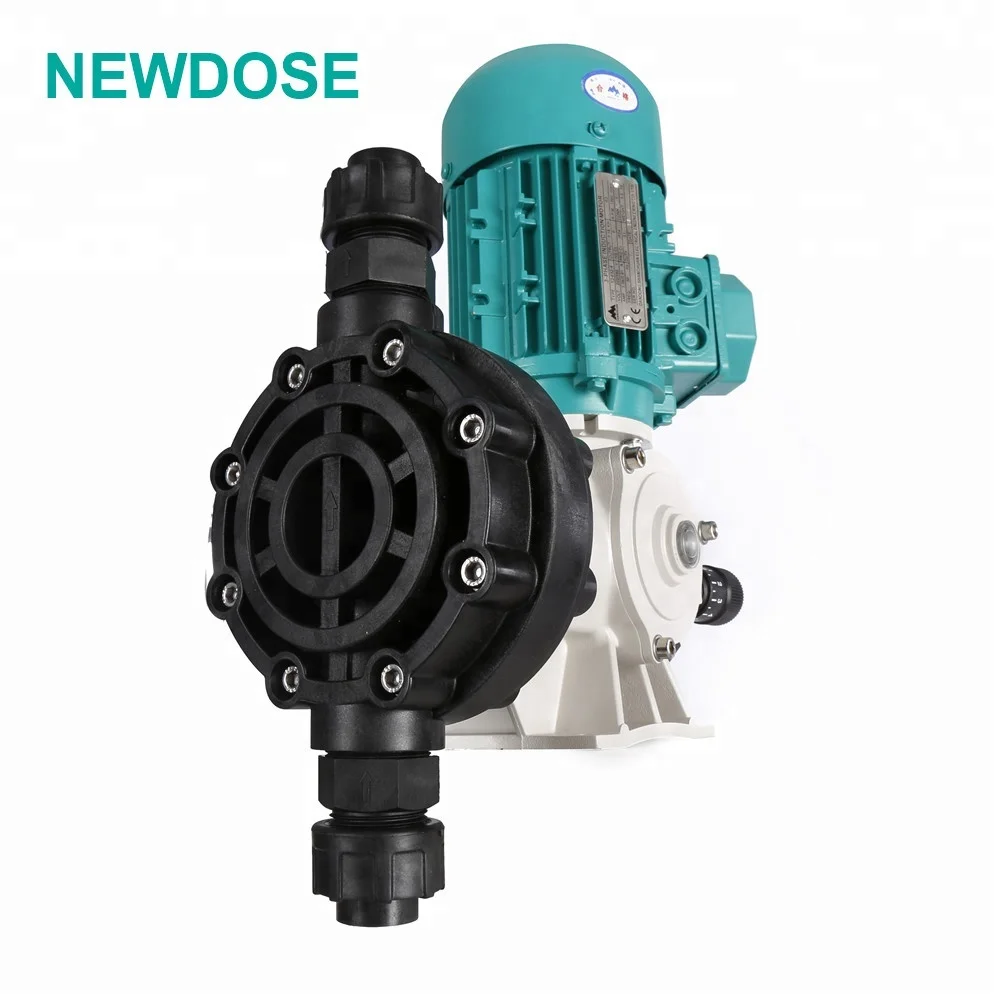 Дозирующий насос для обработки воды NEWDOSE NDWS 33L PVDF