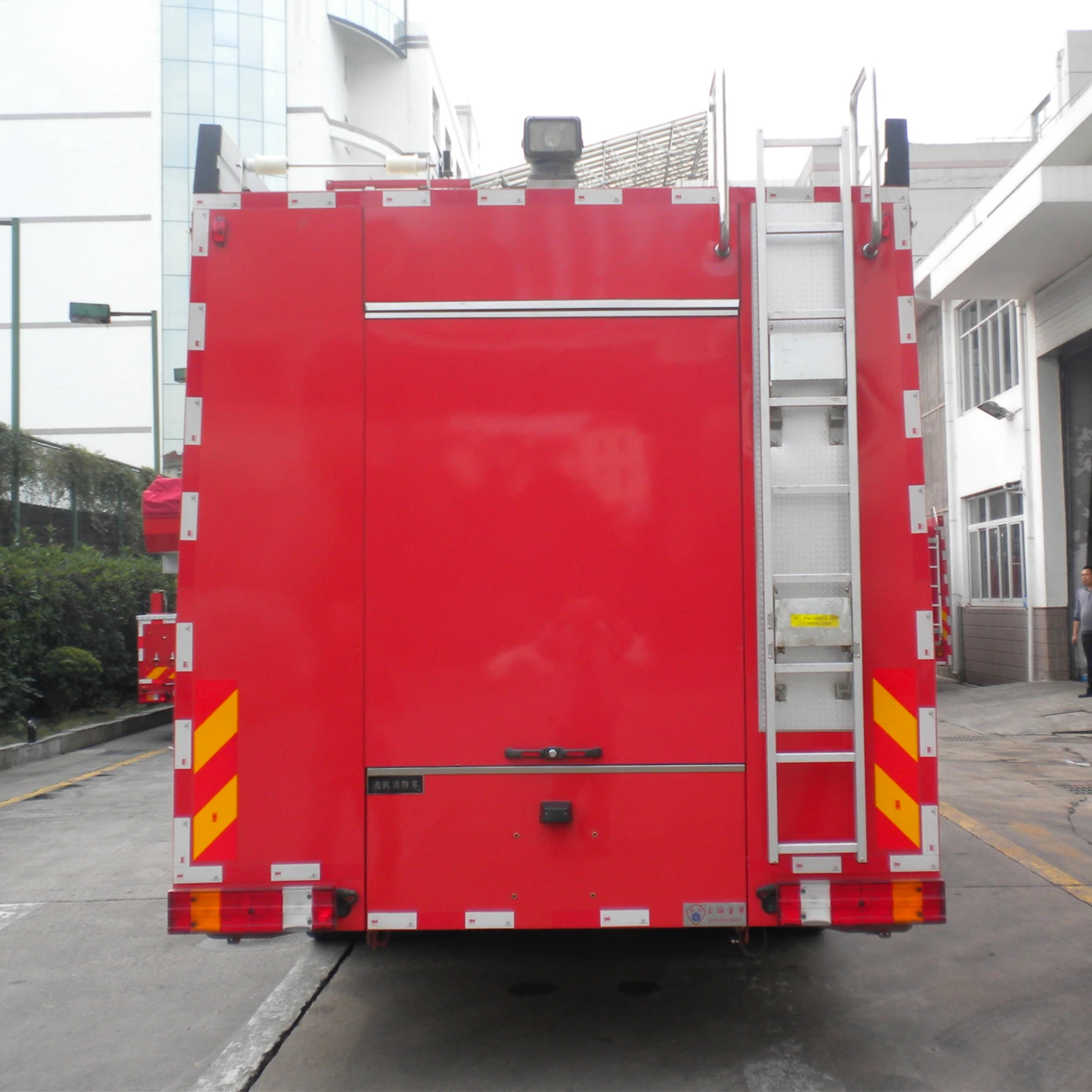 Шанхай Jindun PM160 специальный дизайн flattop двухрядный пенопластовый пожарный двигатель для продажи