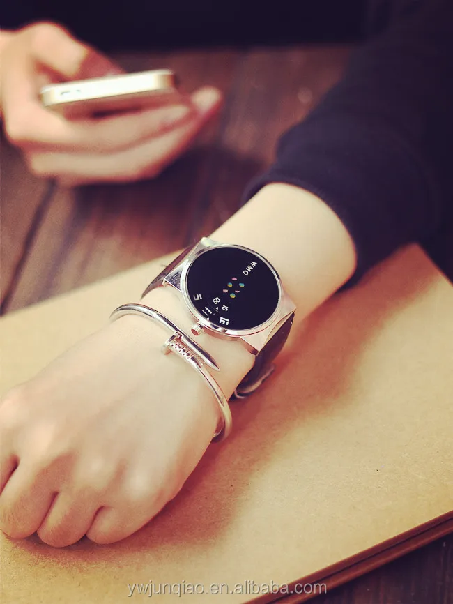 
Fashion Watches New 2016 Styles Women and Men Leather Couple Watch Lovers 